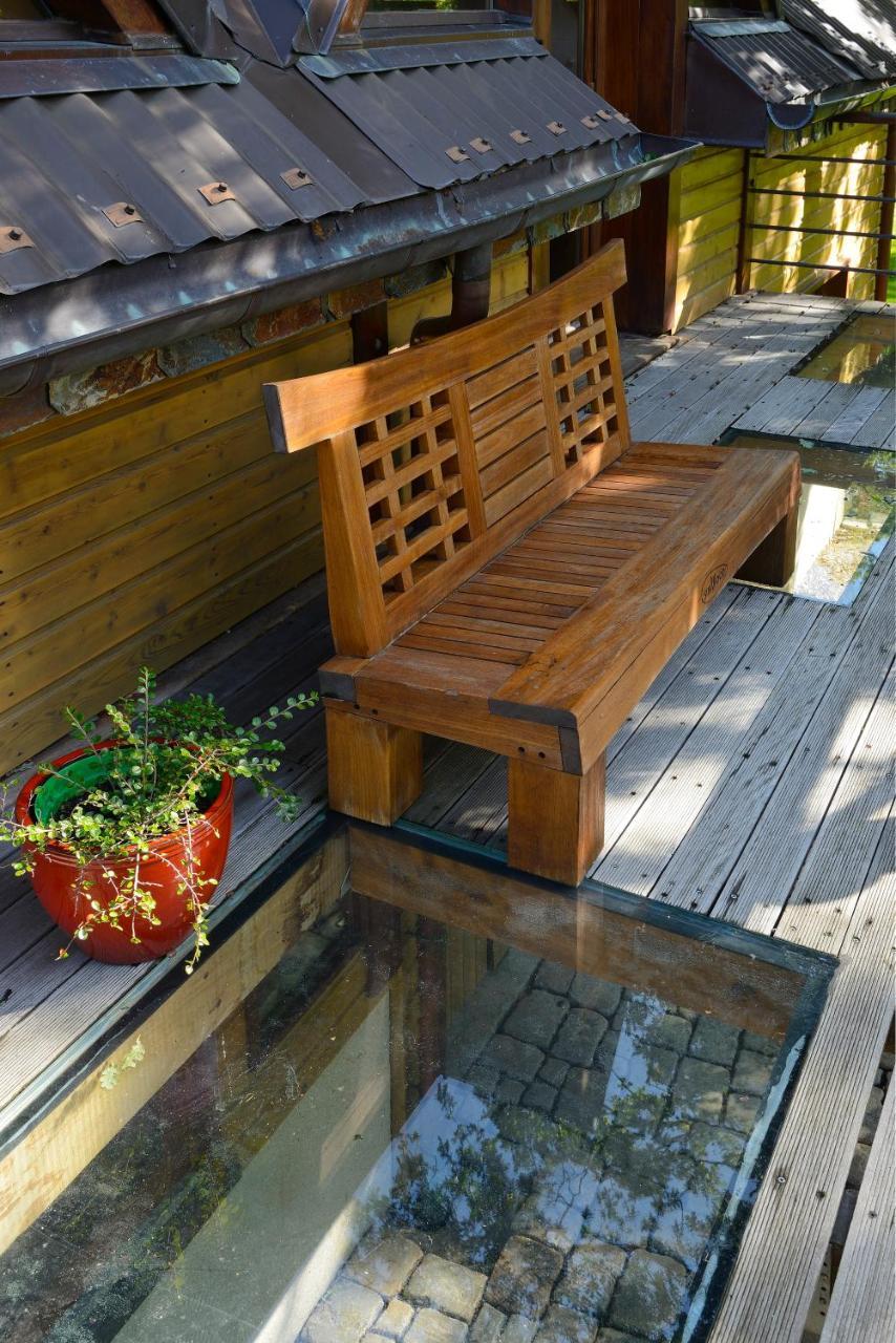 La Maison Dans Les Bois Soucelles Exterior foto