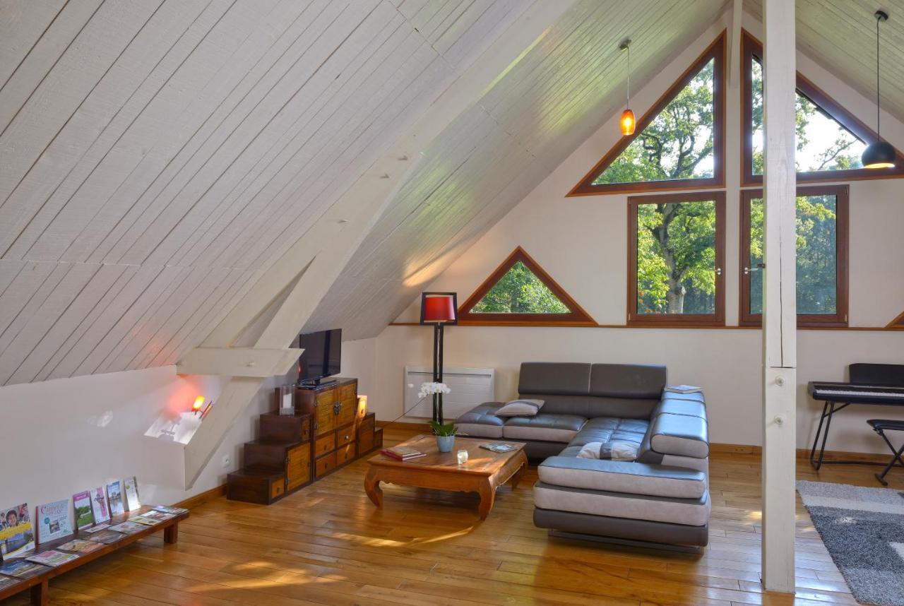 La Maison Dans Les Bois Soucelles Exterior foto