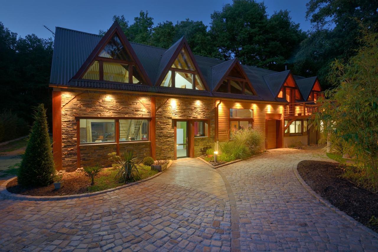 La Maison Dans Les Bois Soucelles Exterior foto